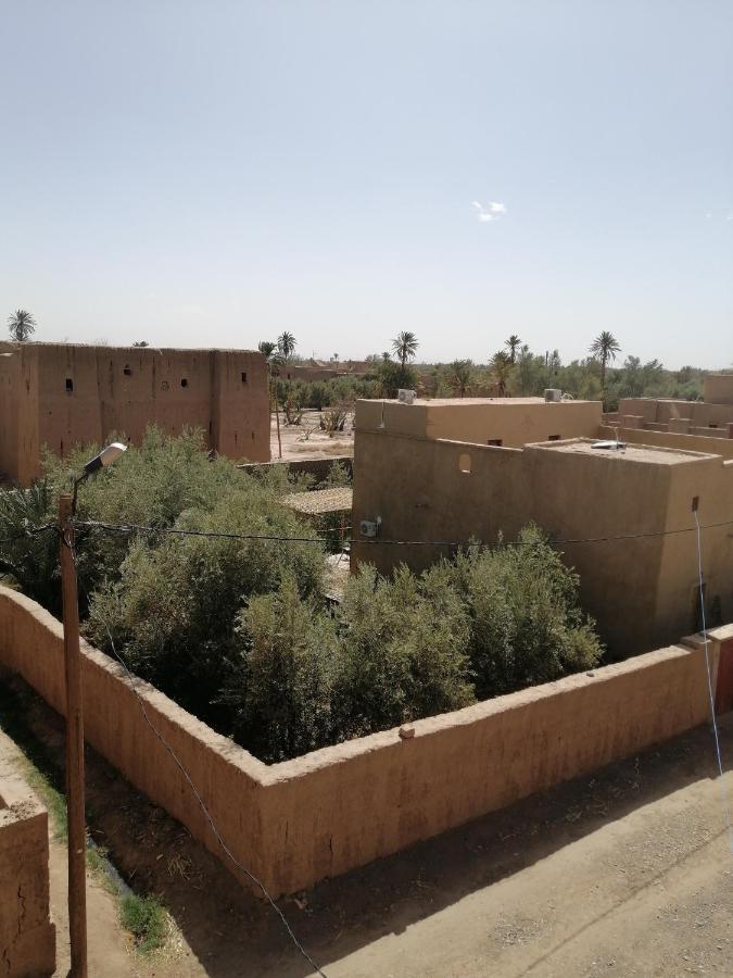 Gite Ait Lmaalam Chez Ahmed Skoura Exteriér fotografie